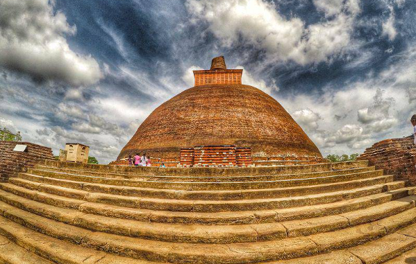 Anuradhapura – A Glimpse of the Ancient Capital of Sri Lanka